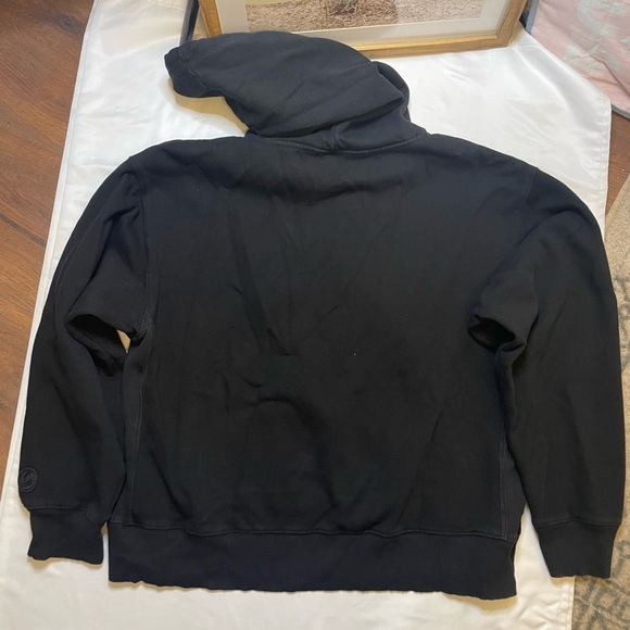 Pink size medium black sweatshirt hoodie - Picture 3 of 7